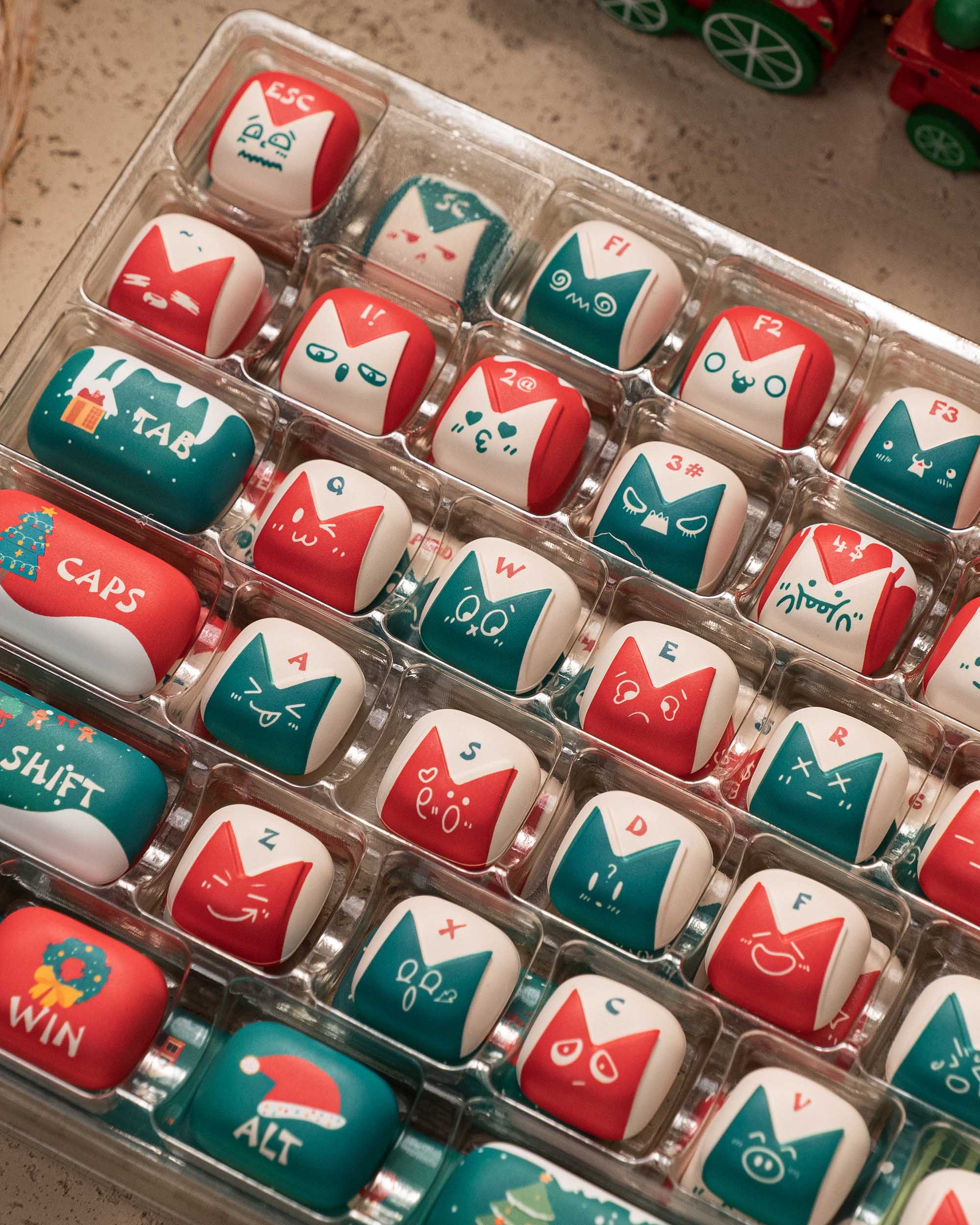 AKKO Christmas Fantasy Keycaps Set