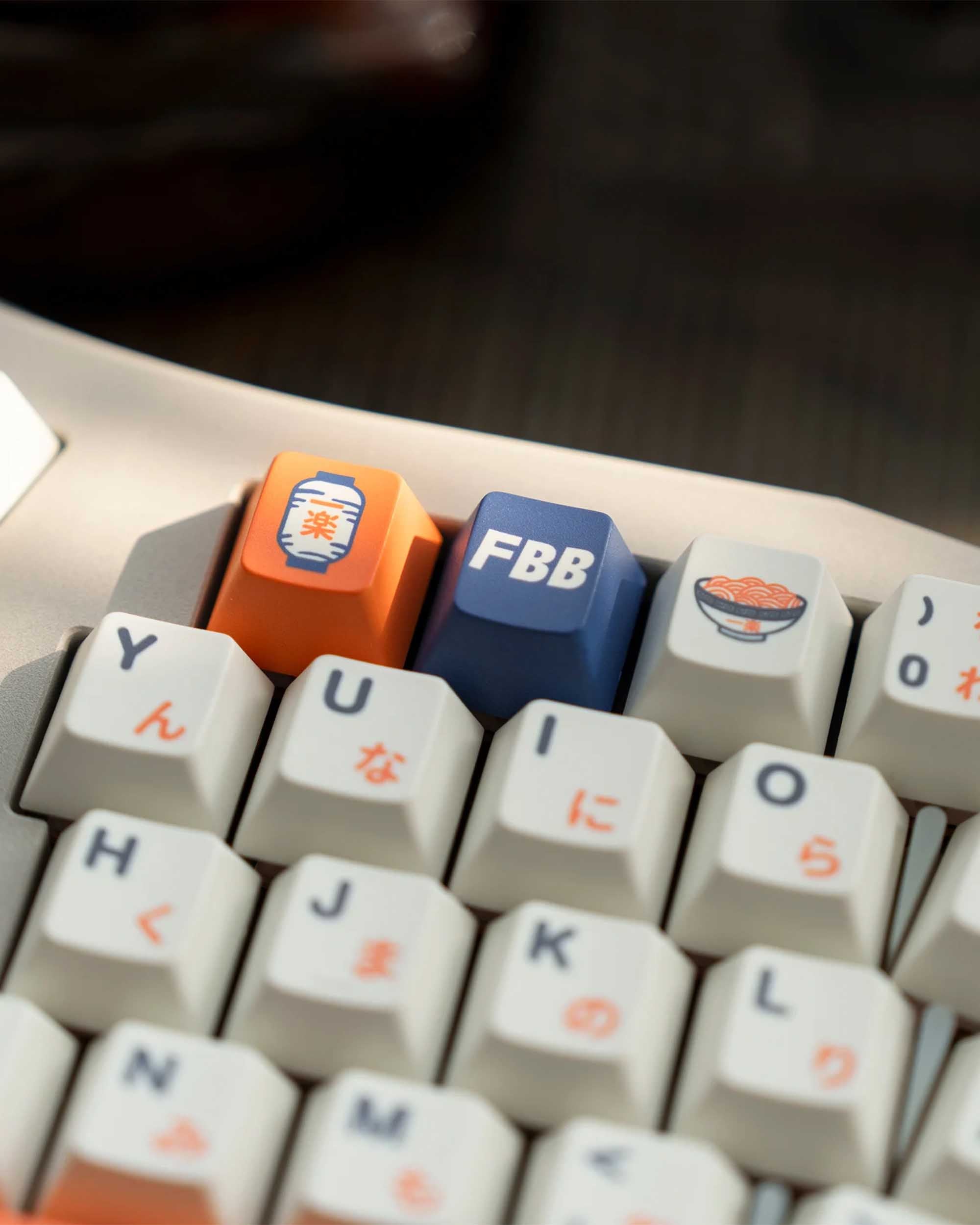 FBB chiraku Ramen R2 Keycaps Set