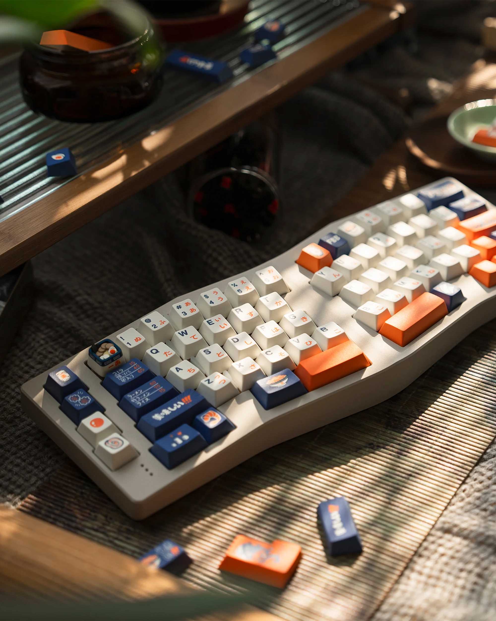 FBB chiraku Ramen R2 Keycaps Set