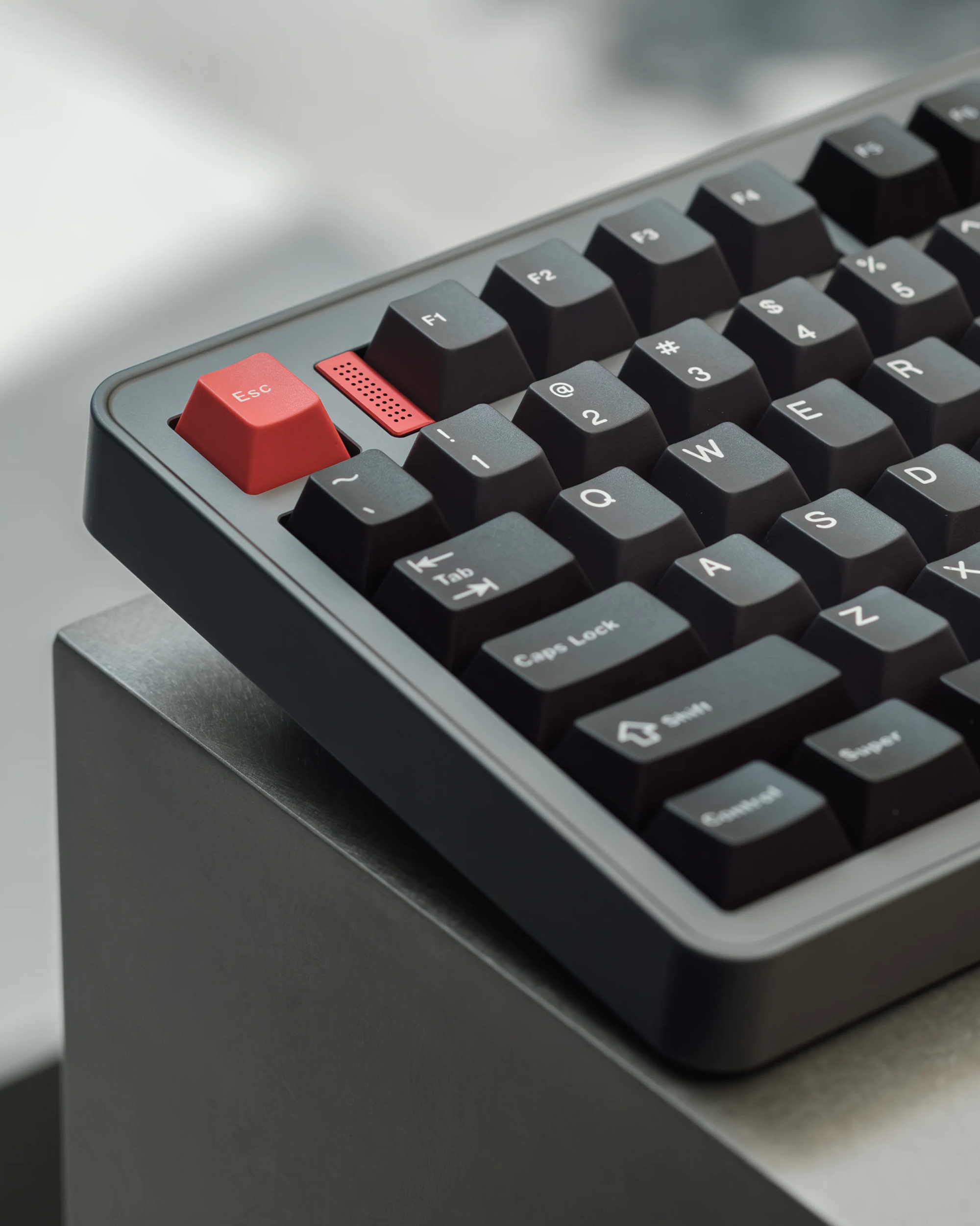 Evoworks Evo75 Mechanical Keyboard – Custom 75% Keyboard Layout Close Up Keycap