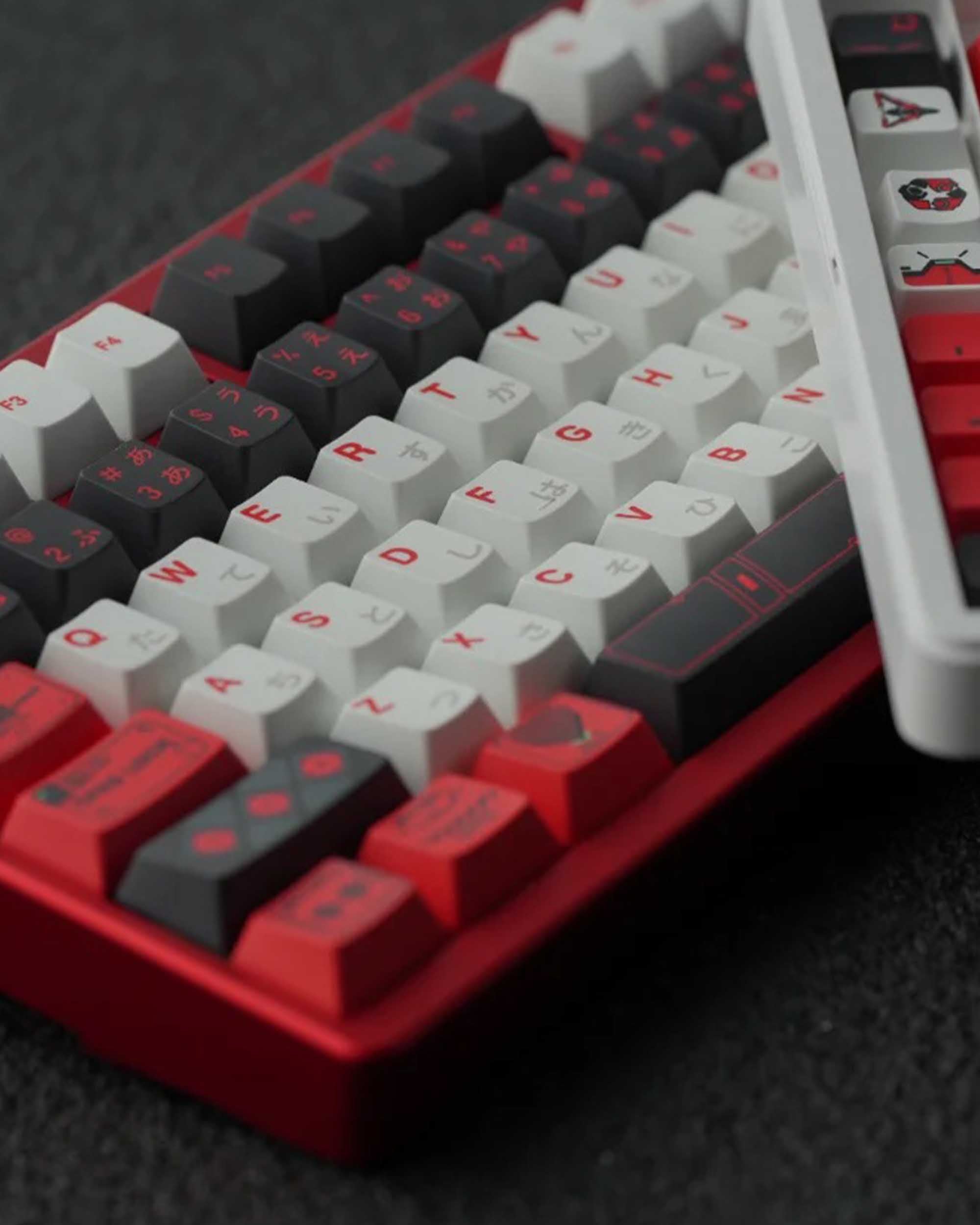 FBB Gundam Red Astray Keycaps Set