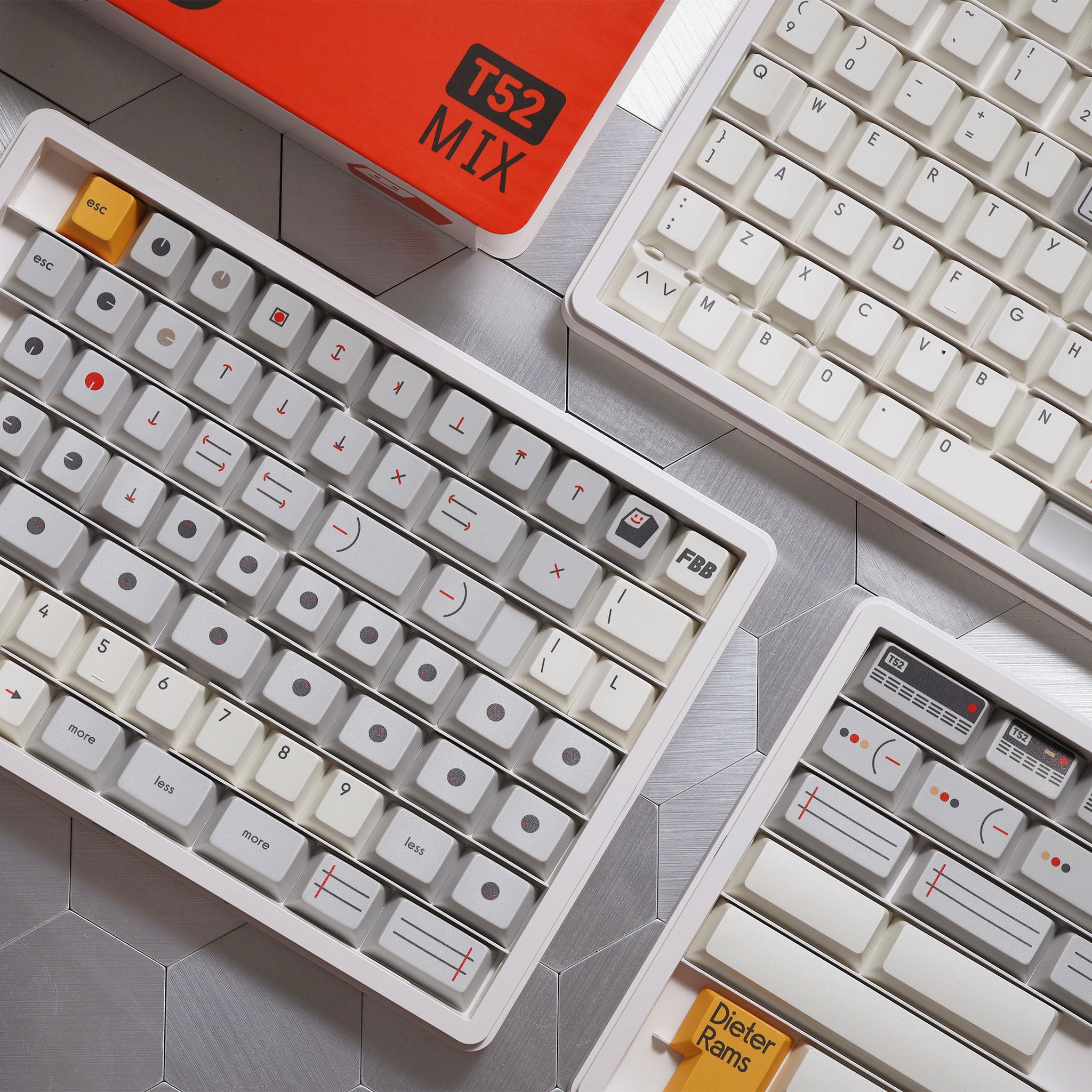 FBB T52 Gray Keycap Set