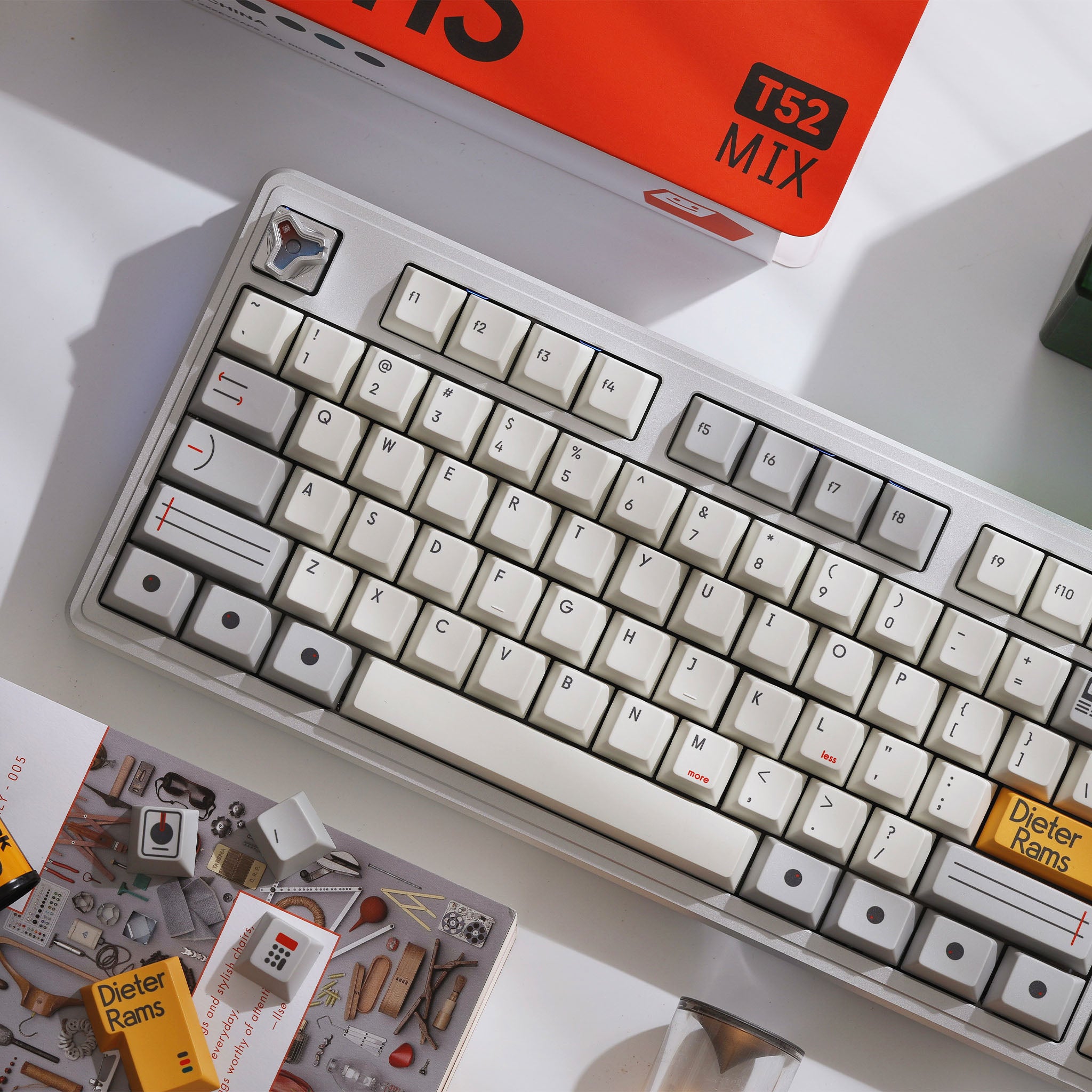 FBB T52 Gray Keycap Set