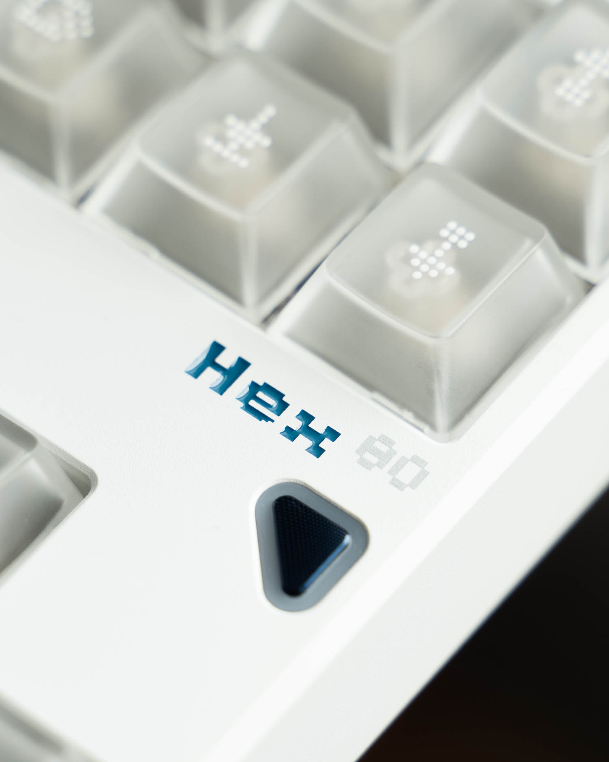 [Pre-Order] ATK x QK Hex80