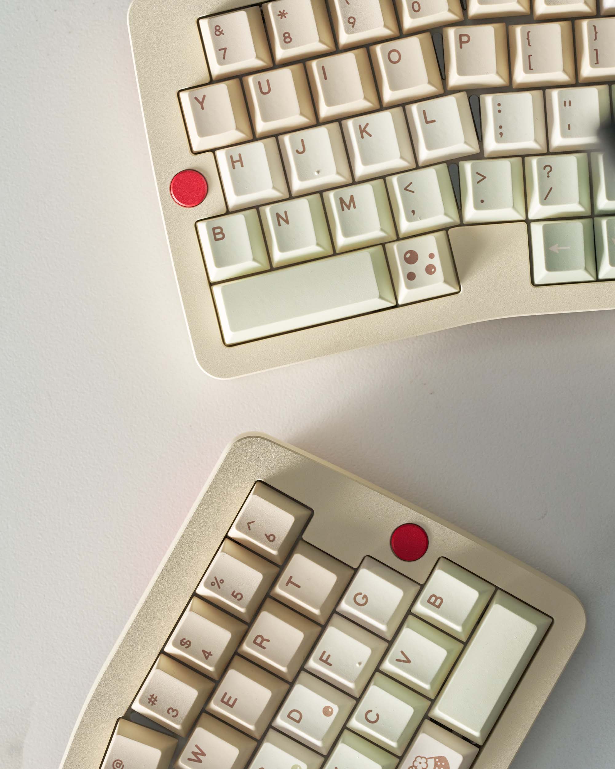 Qwertykeys Pearl Milk Tea Keycap Set