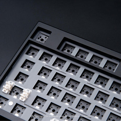 LOGA Base 104 Full Size Barebone