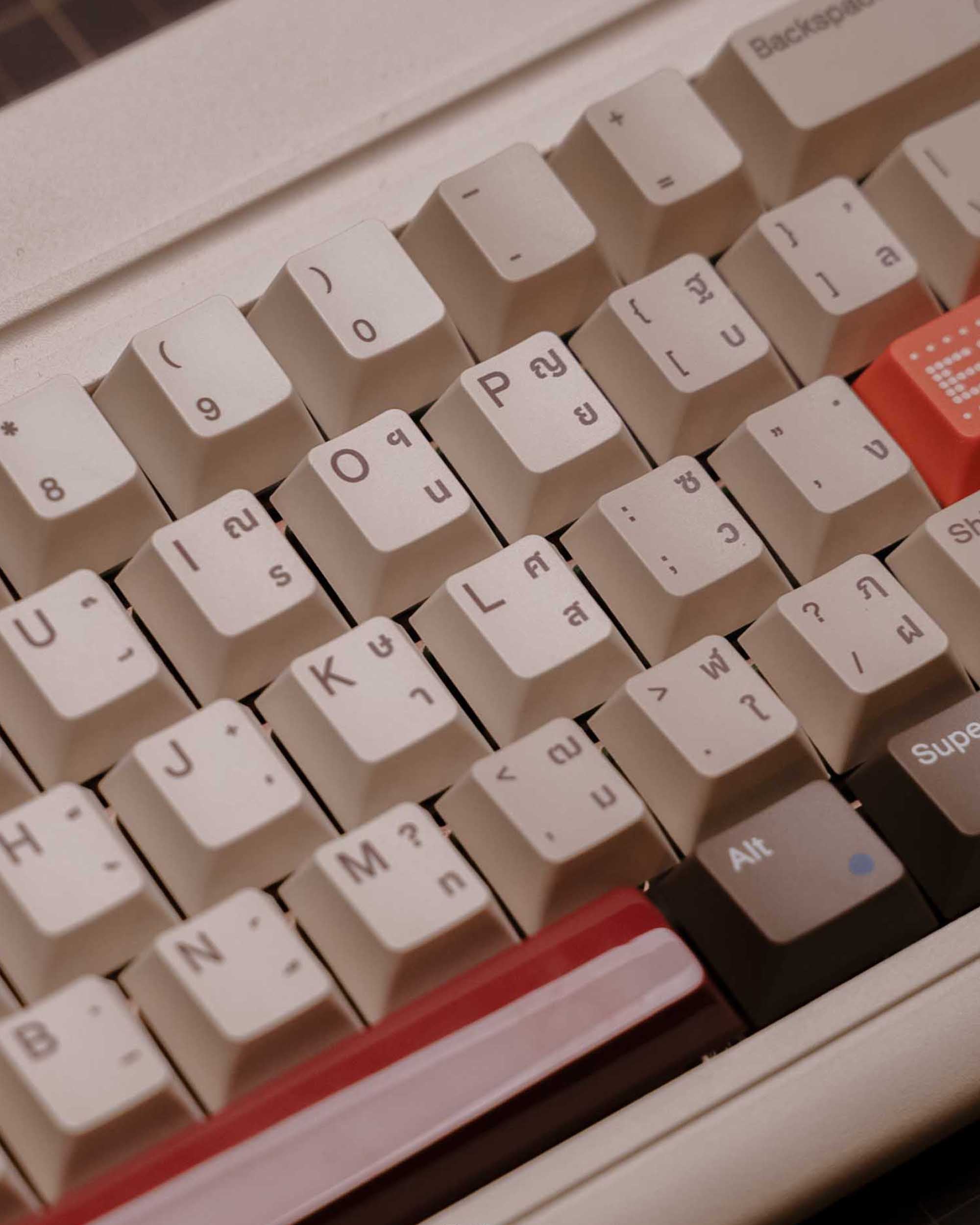 80Retros Thai Kit Keycaps Set (Alpha)