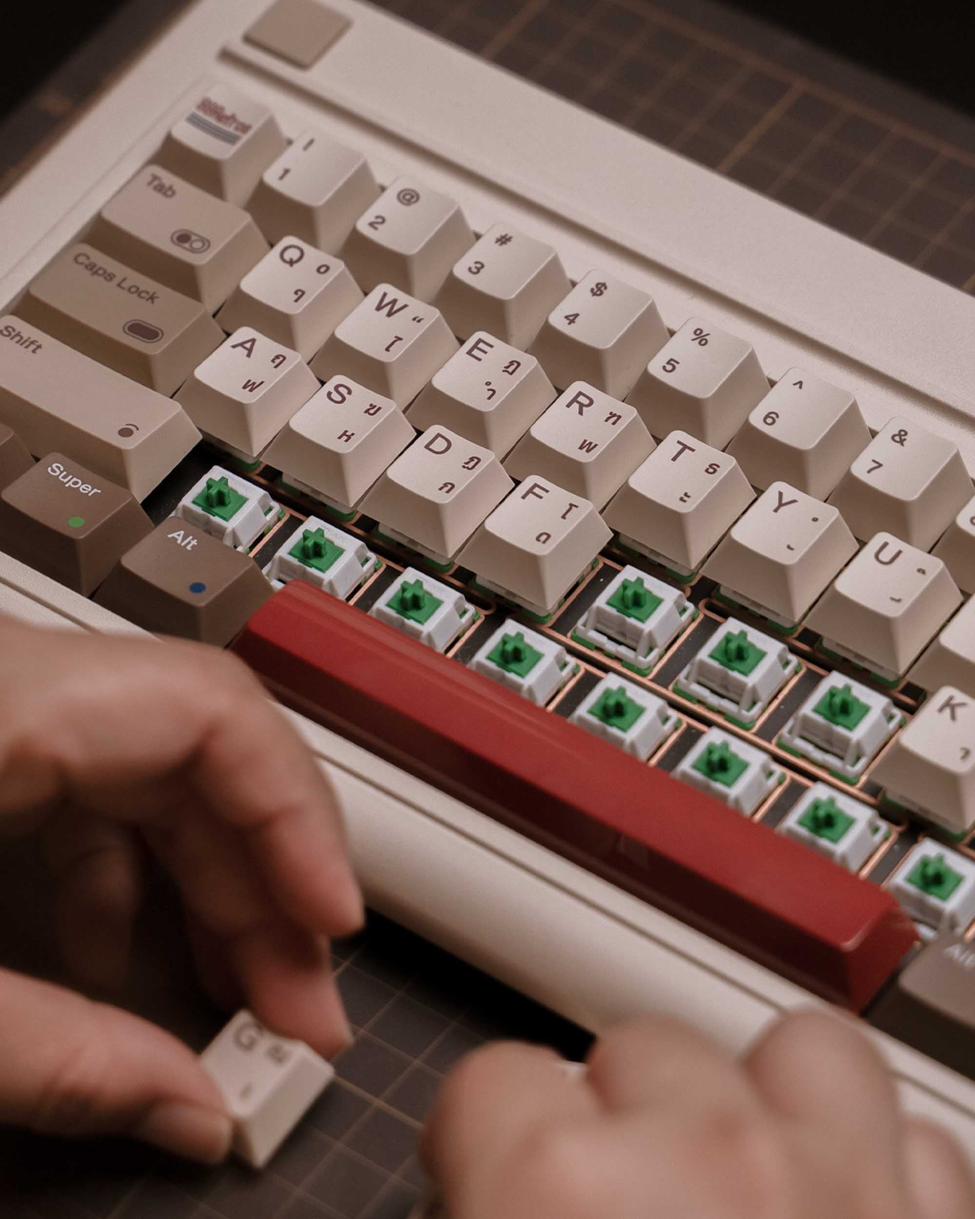 80Retros Thai Kit Keycaps Set (Alpha)