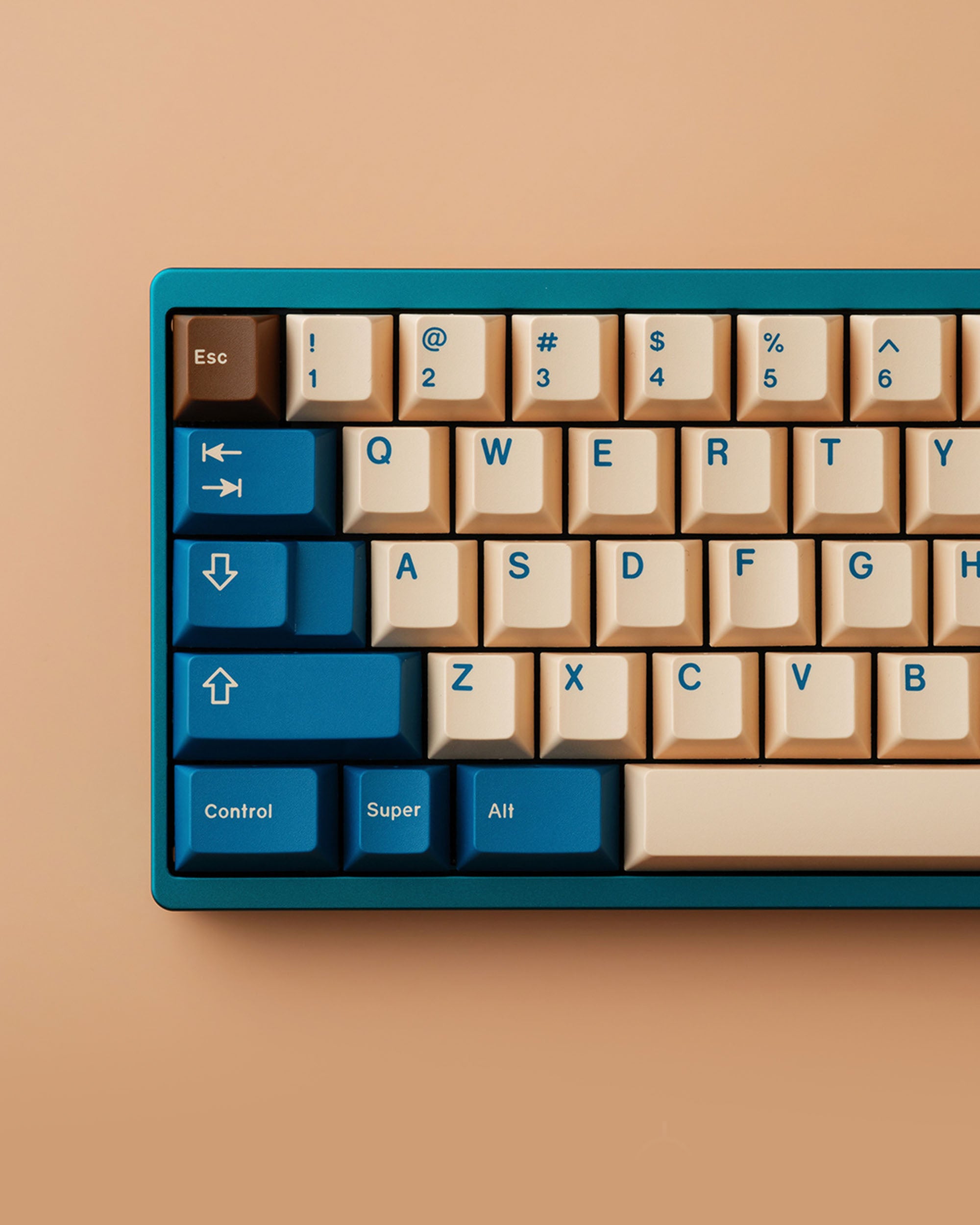 Neo65 Cu 自作キーボード 在庫あり】Neo65 Cu カスタムキーボード